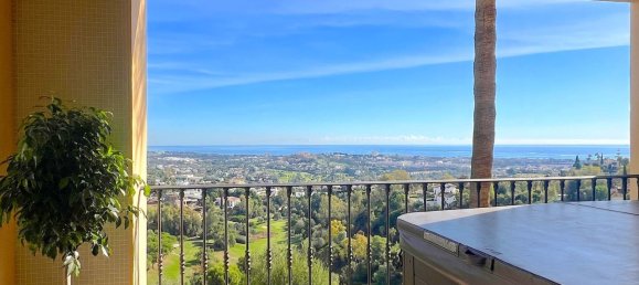 3 bedrooms Apartment in Benahavis, Spain No. 135005 16