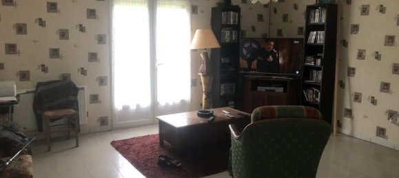 3 bedrooms House in Lumbres, France No. 219593 4