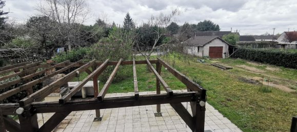 Casa de 4 dormitorios en Channay-sur-Lathan, France No. 69290 3