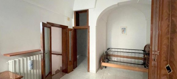 2 bedrooms House in Ceglie Messapica, Italy No. 372768 14