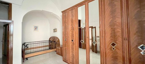 2 bedrooms House in Ceglie Messapica, Italy No. 372768 17