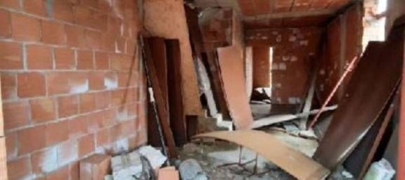 Квартира с 3 комнатами в Кастельфранко Эмилия, Италия № 294372 7