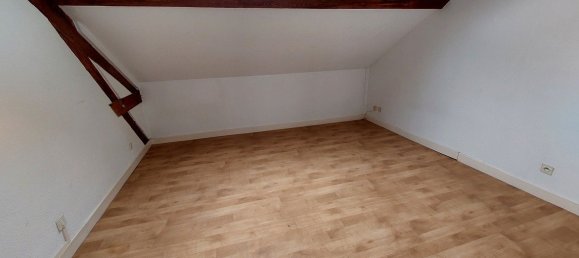 Dúplex de 1 dormitorio en Reims, France No. 82992 3