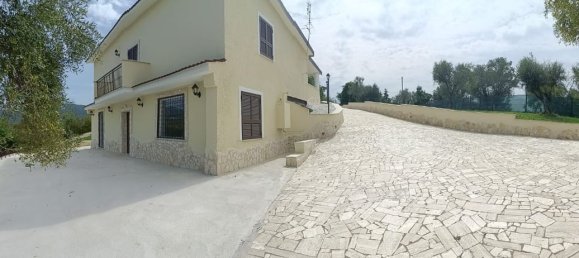 Вилла с 5 спальнями в Паломбара Сабина, Италия № 380333 21