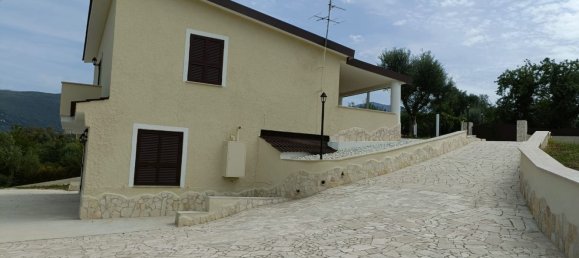 Вилла с 5 спальнями в Паломбара Сабина, Италия № 380333 18