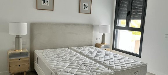 3 bedrooms Apartment in Estepona, Spain No. 5557 2