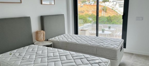 3 bedrooms Apartment in Estepona, Spain No. 5557 9