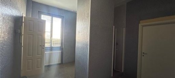 9 rooms Apartment in Scandicci, Italy No. 30883 20