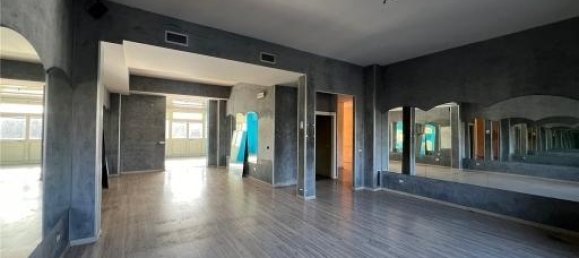 9 rooms Apartment in Scandicci, Italy No. 30883 9