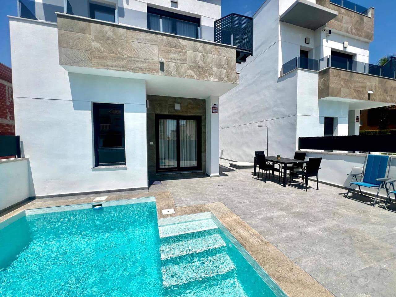 3 bedrooms House in Torrevieja, Spain No. 187965