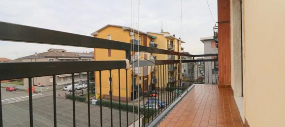 Apartamento de 3 habitaciónes en Rho, Italy No. 120574 5
