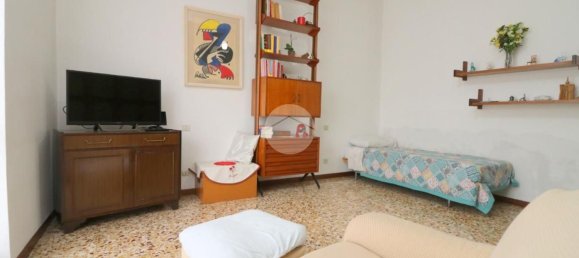 Apartamento de 3 habitaciónes en Rho, Italy No. 120574 4