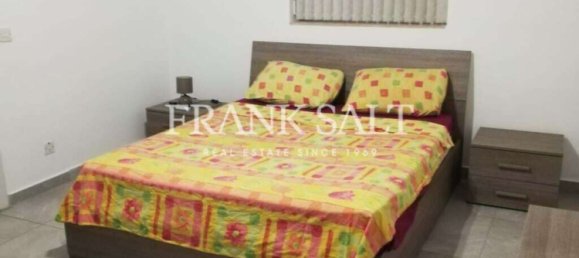 Пентхаус с 2 спальнями в Сент-Джулианс, Мальта № 6798 6