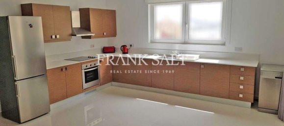 3 Schlafzimmer Wohnung in Sliema, Malta, Nr. 8802 2