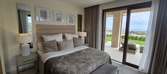 3 bedrooms Apartment in El Madronal, Spain No. 168452 2