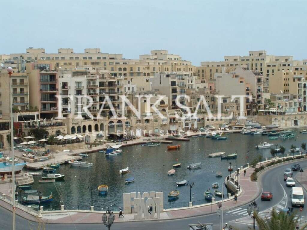 3 bedrooms Apartment in Saint Julian's, Malta No. 11135