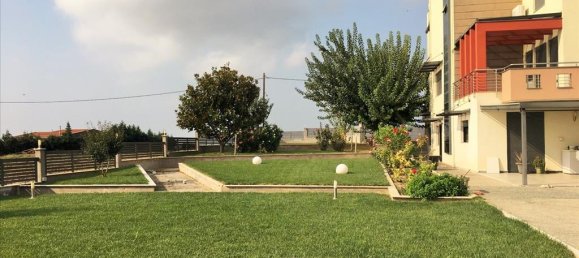 6 bedrooms Villa in Epanomi, Greece No. 4502 3