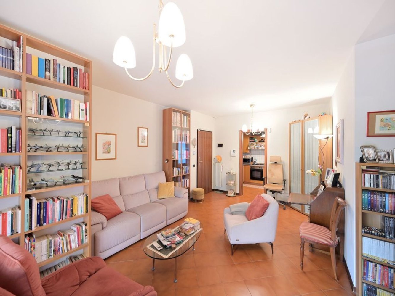 3 bedrooms Apartment in Abbiategrasso, Italy No. 394229