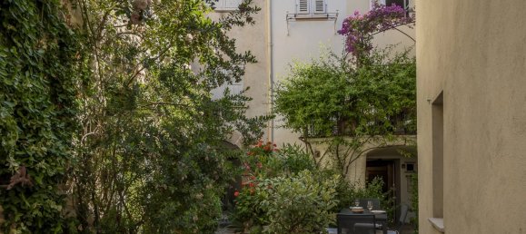 Propiedad comercial de 4 dormitorios en Mougins, France No. 2003 8