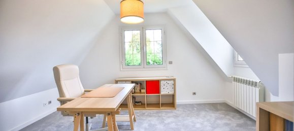 Замки и поместья с 6 спальнями в Ла-Ке-лез-Ивелин, Франция № 172103 13