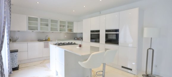 Замки и поместья с 6 спальнями в Ла-Ке-лез-Ивелин, Франция № 172103 6