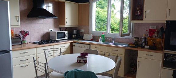 4 bedrooms House in Lons-le-Saunier, France No. 327267 3