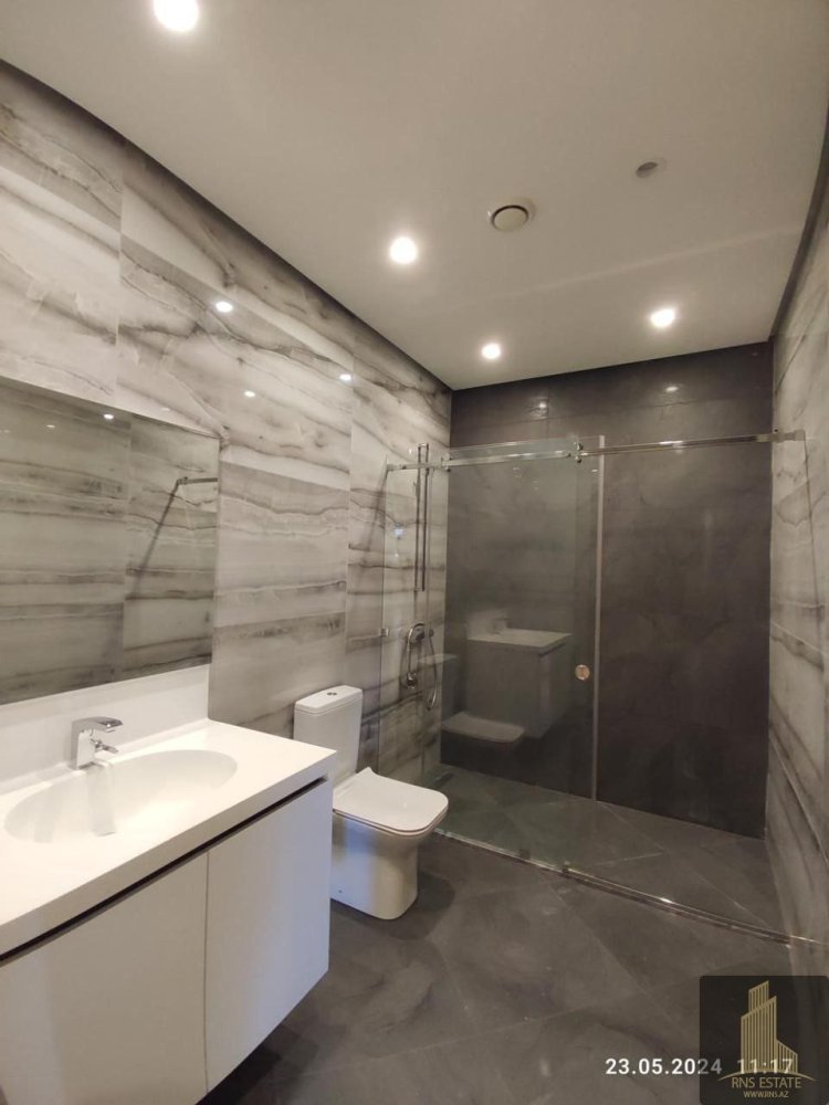 4 bedrooms Apartment in Khatay, Azerbaijan No. 1793