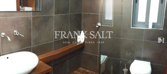 Bureau à Ta' Xbiex, Malta 90m² No. 12973 44