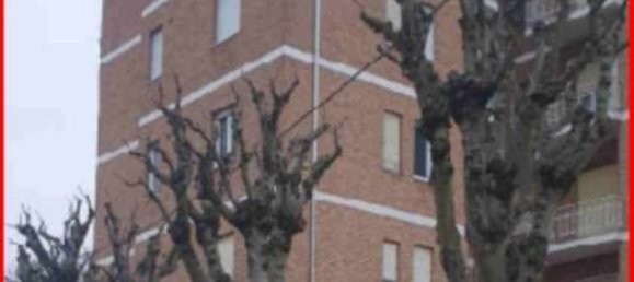 3 rooms Apartment in Valenza, Italy No. 271993 4