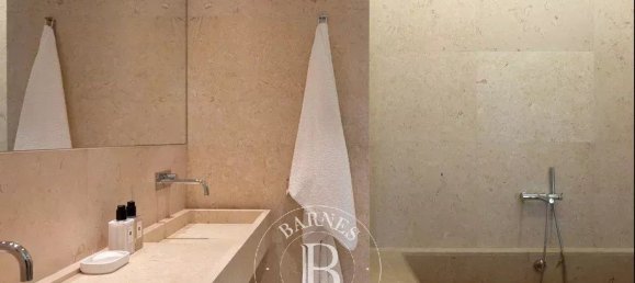 1109m² Building in Lisbon, Portugal No. 100671 5