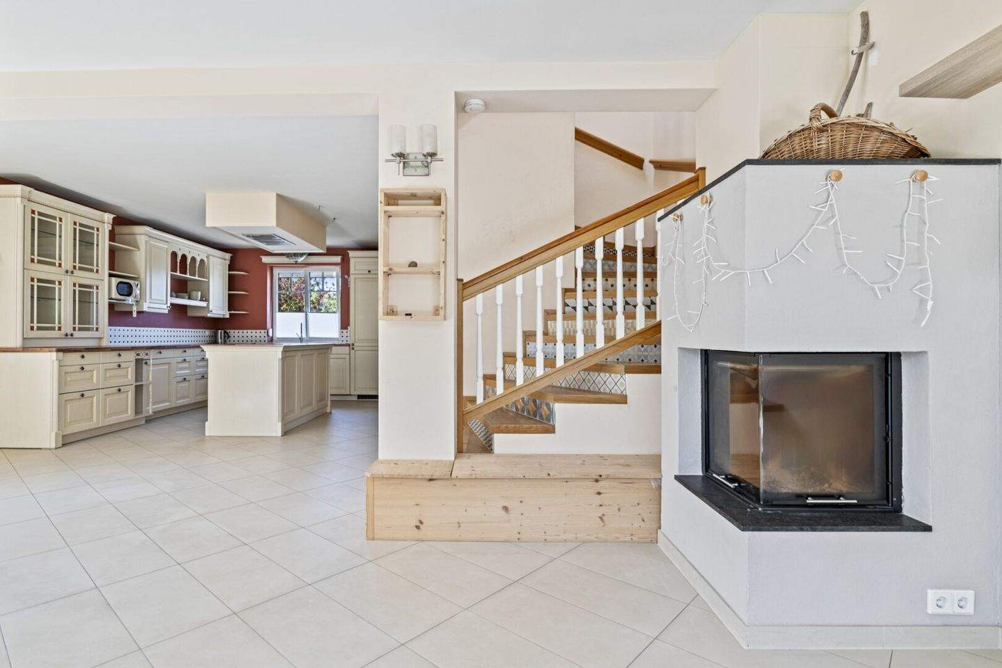 5 rooms House in Vienna, Austria No. 200315