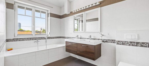 5 rooms House in Vienna, Austria No. 200315 18