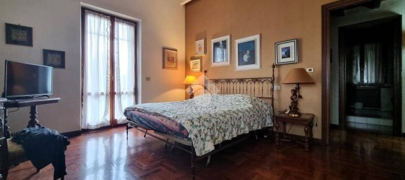 4 bedrooms Villa in Borgo Virgilio, Italy No. 122160 20