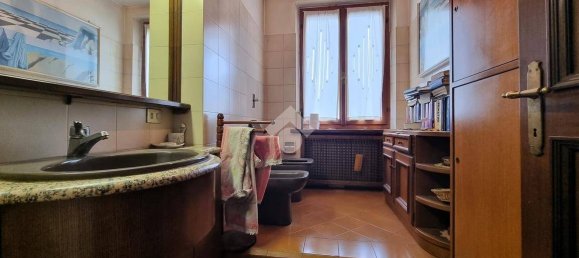 4 bedrooms Villa in Borgo Virgilio, Italy No. 122160 15