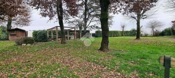 4 bedrooms Villa in Borgo Virgilio, Italy No. 122160 37