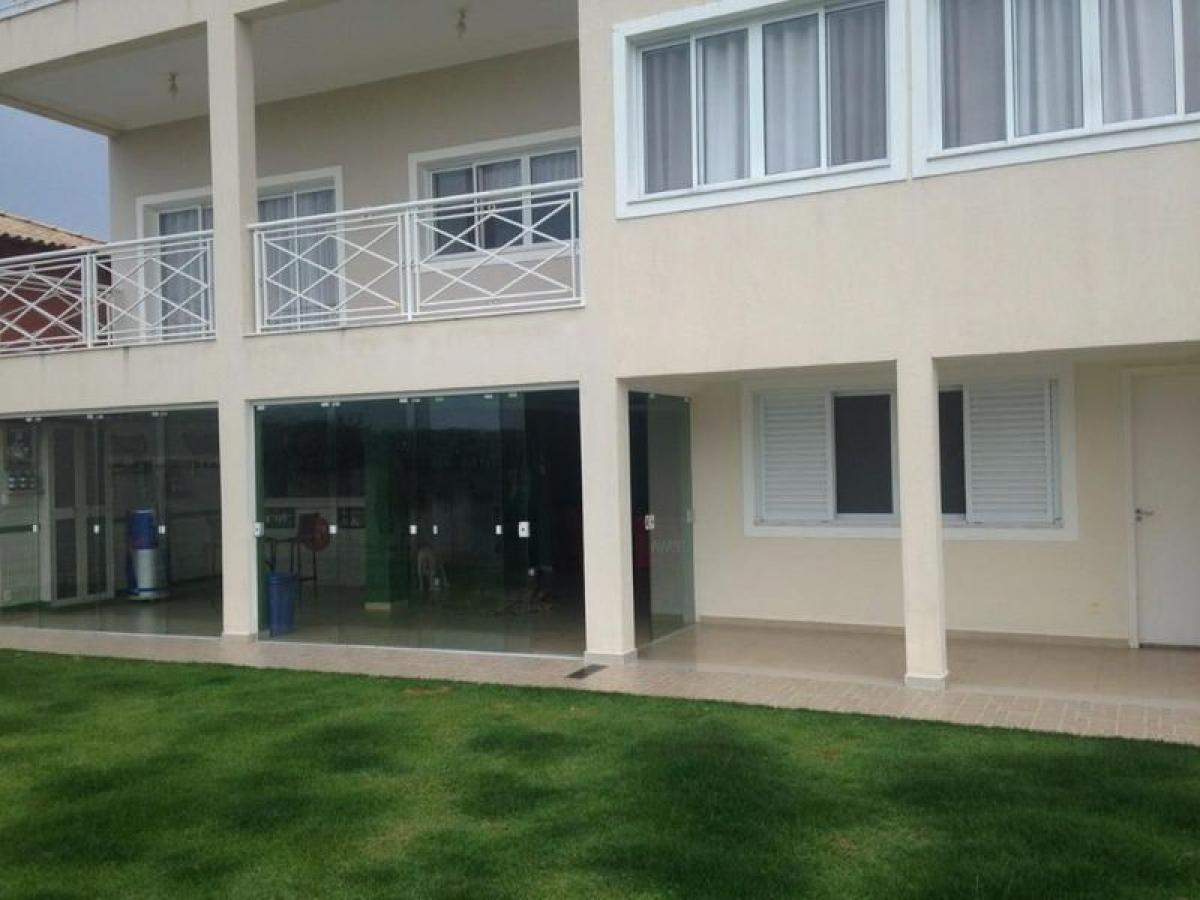 Casa de 3 dormitorios en Sao Paulo, Brazil No. 490722