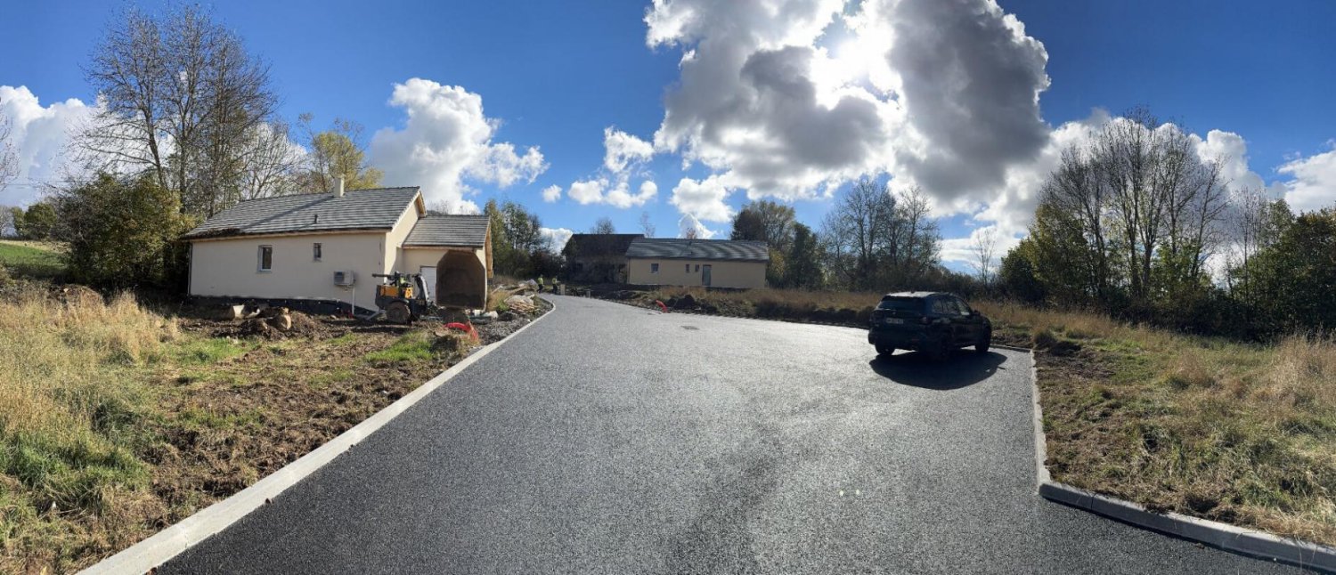 Grundstück in Forest-Saint-Julien, France 672m², Nr. 103400