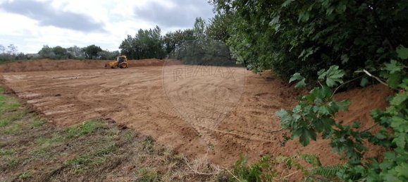 Land in Brest, France No. 208664 3