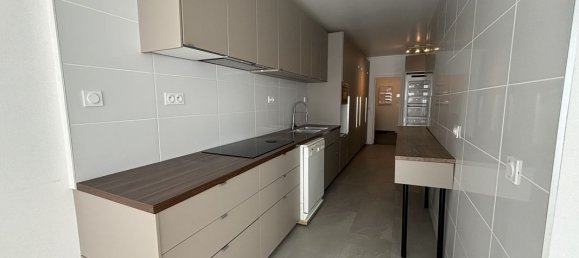 2 bedrooms Apartment in Yvelines, France No. 175364 5