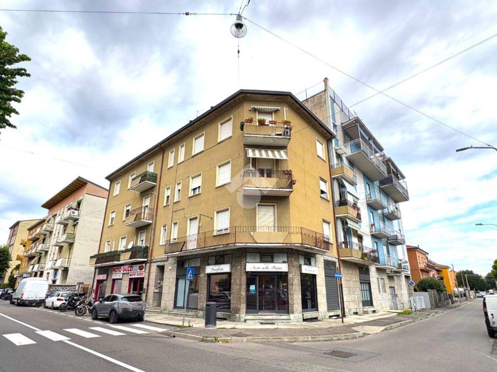 Квартира с 2 спальнями в Сенаго, Италия № 263379