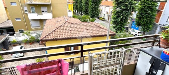 Квартира с 2 спальнями в Сенаго, Италия № 263379 19