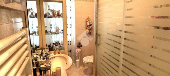 Квартира с 2 спальнями в Сенаго, Италия № 263379 25