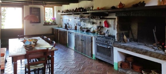 20 rooms House in Santa Fiora, Italy No. 40685 16