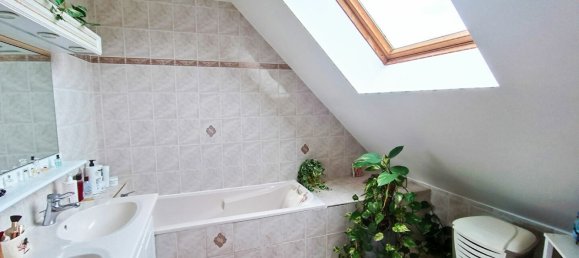 Дом с 4 спальнями в Сент-Женевьев, Франция № 269539 15