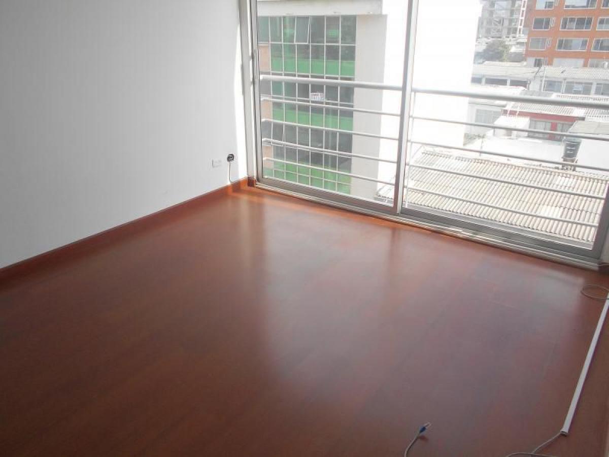 Studio in Bogota, Colombia No. 12810