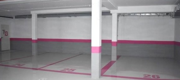  Garage in Zaragoza, Spain No. 68153 16