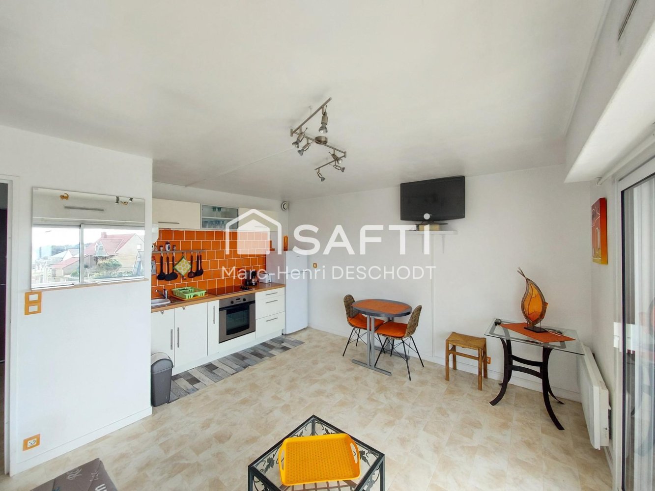 Studio in Camiers, France No. 78314