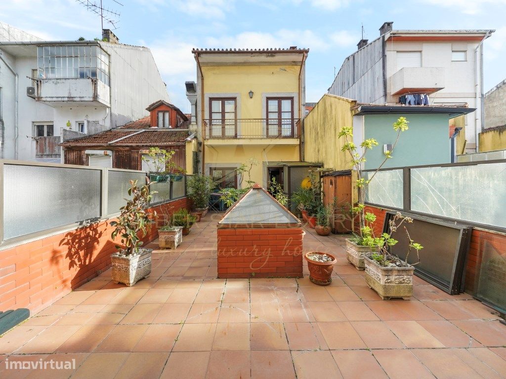 3 bedrooms House in Porto, Portugal No. 127891