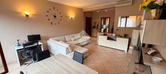 2 bedrooms Apartment in Paullo, Italy No. 324769 3