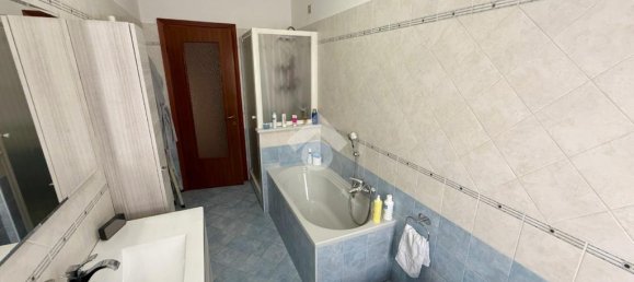 2 bedrooms Apartment in Paullo, Italy No. 324769 16